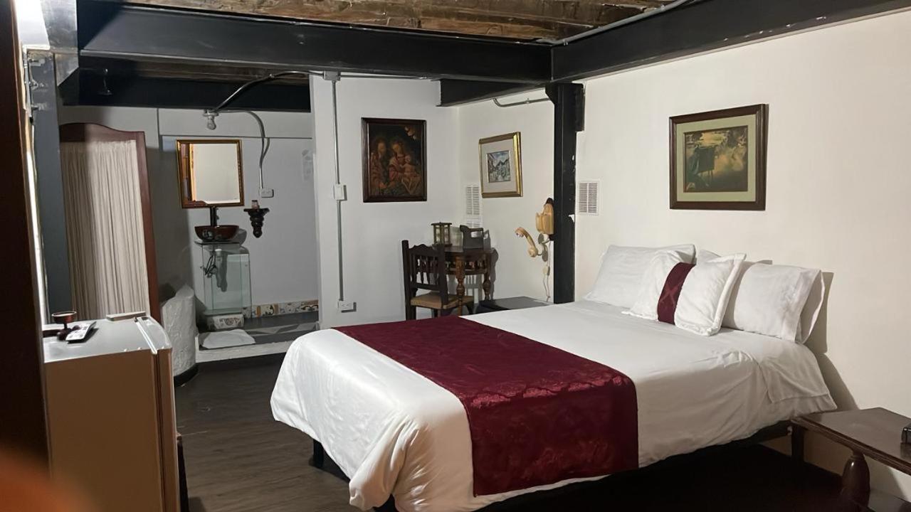 Hotel Casa De La Luz Bogotá Extérieur photo